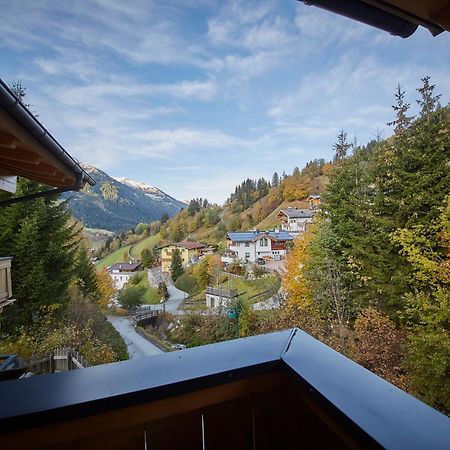 Appartements Hollandia Saalbach-Hinterglemm Rum bild