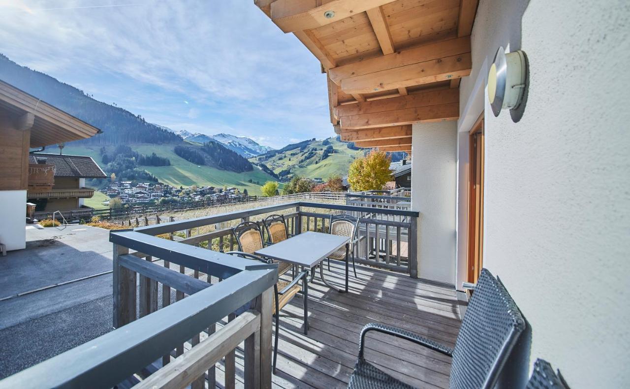 Appartements Hollandia Saalbach-Hinterglemm Exteriör bild