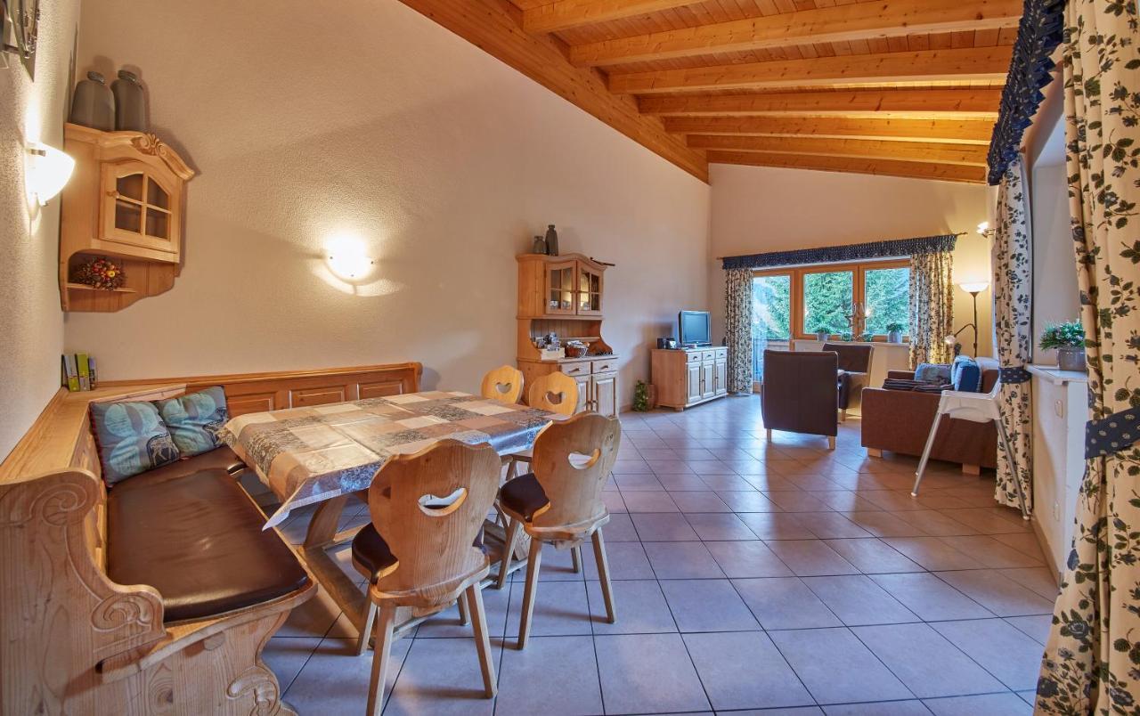 Appartements Hollandia Saalbach-Hinterglemm Exteriör bild