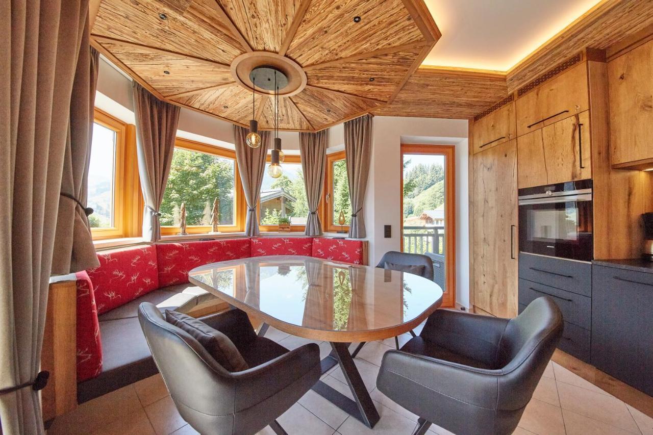Appartements Hollandia Saalbach-Hinterglemm Exteriör bild