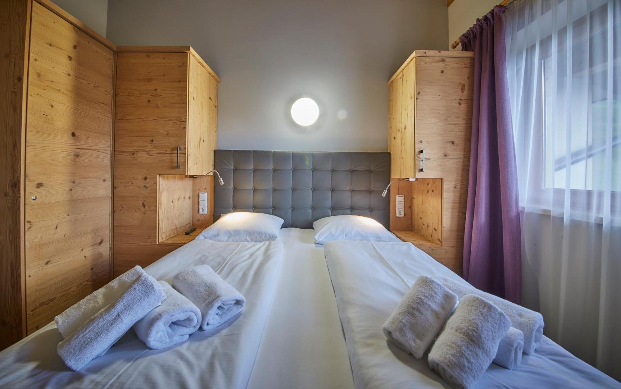 Appartements Hollandia Saalbach-Hinterglemm Rum bild