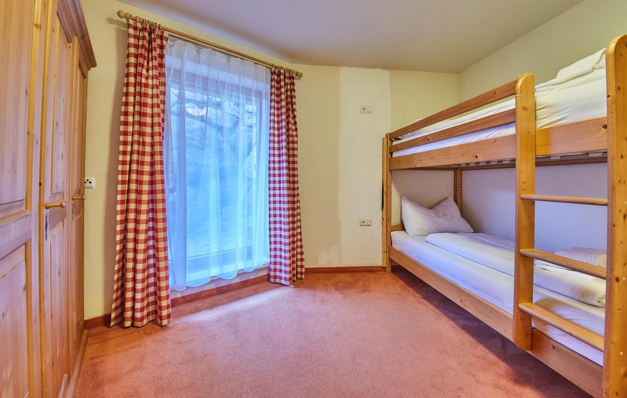 Appartements Hollandia Saalbach-Hinterglemm Rum bild